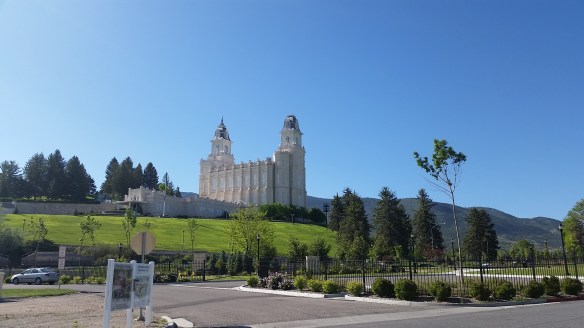 I searched this temple on Google and got this lovely description: 